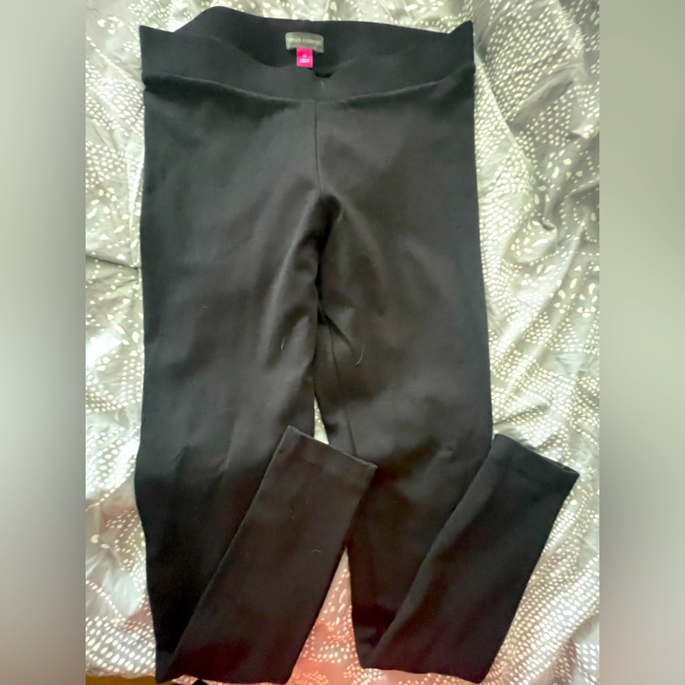 NWOT Vince Camuto Leggings